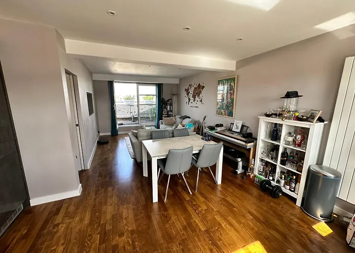 Double Room In London Penthouse