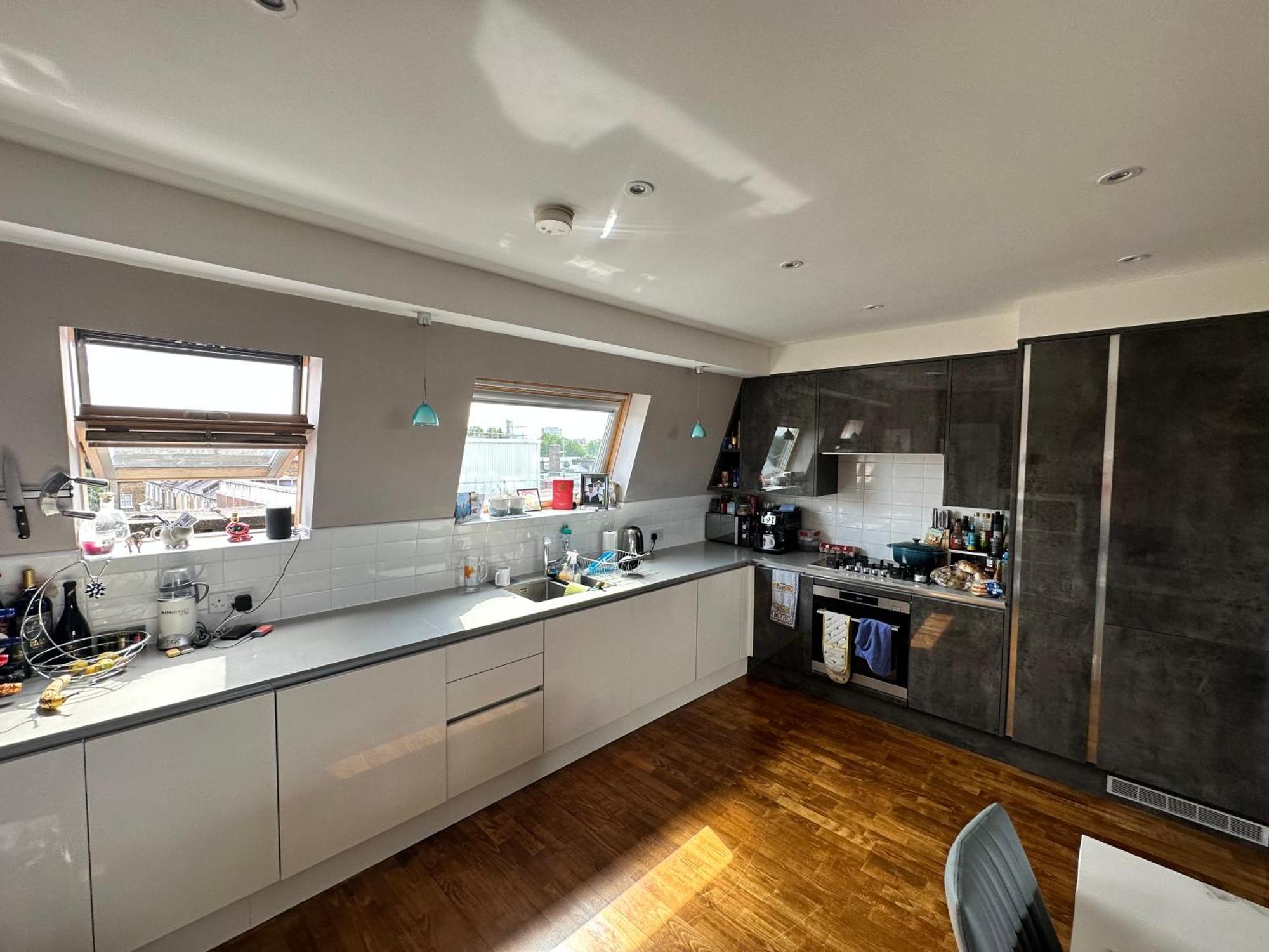 Double In Penthouse Homestay *