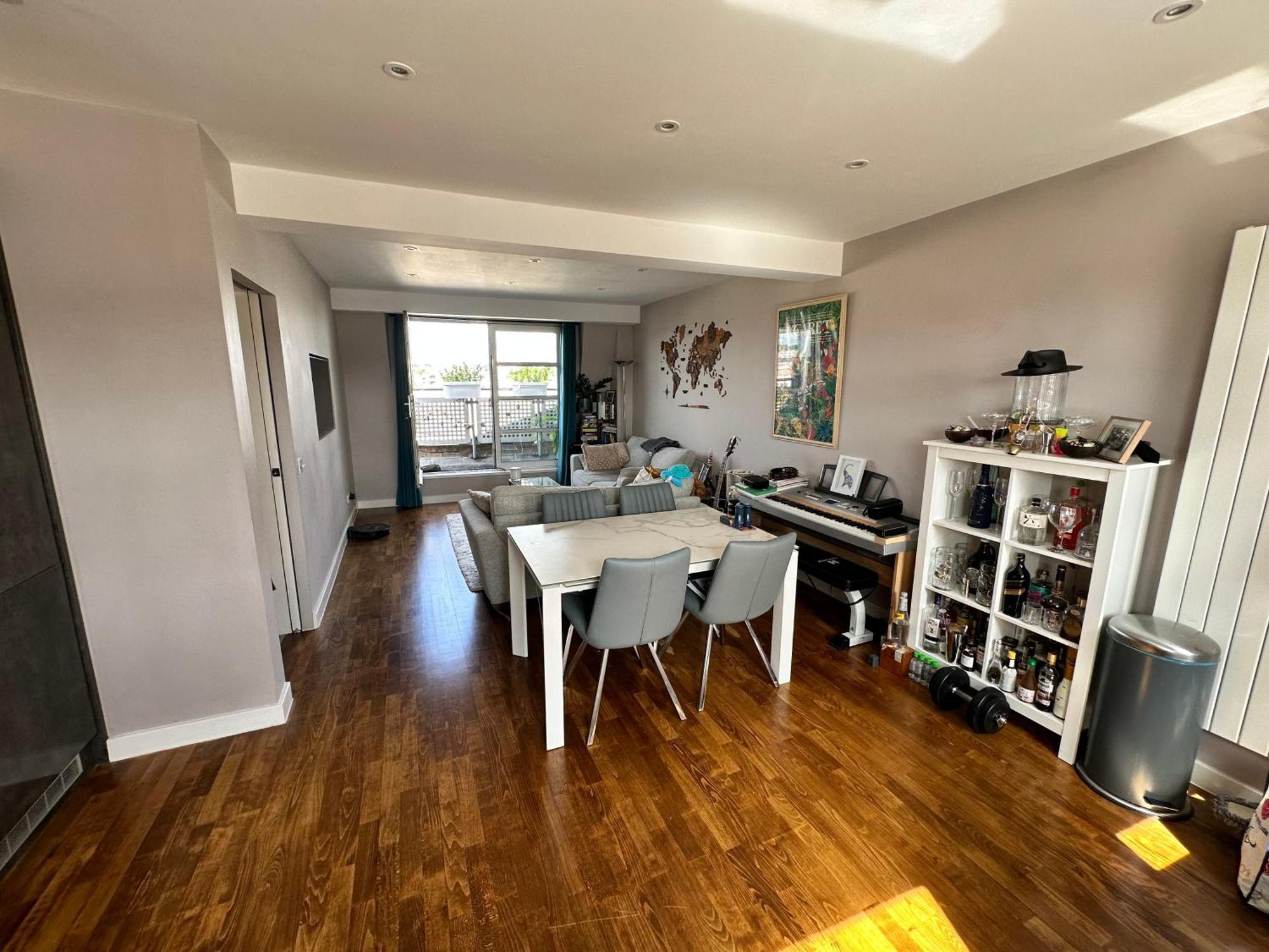 Double In Penthouse Homestay